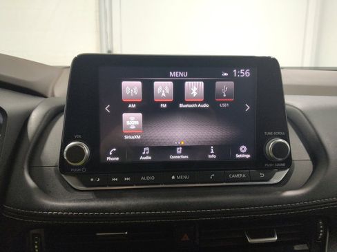 Used 2021 Nissan Rogue SV AWD/4WD image 25