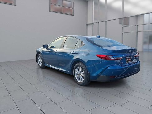 New 2026 Toyota Camry LE image 9