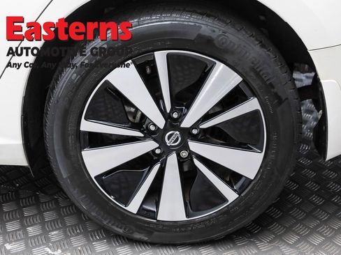 Used 2022 Nissan Altima 2.5 SV w/ SV Premium Package image 8