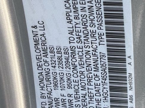 Certified 2025 Honda Accord SE image 35