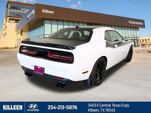 Used 2018 Dodge Challenger T/A RWD image 8