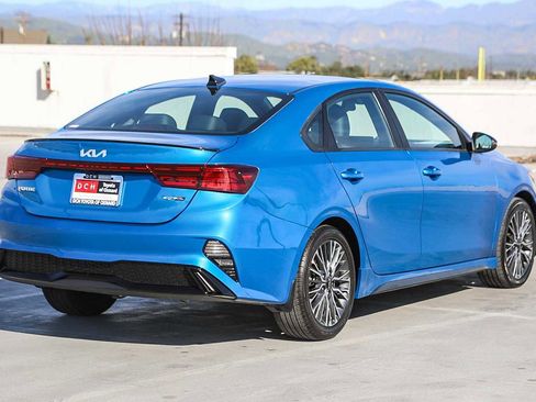 Used 2024 Kia Forte GT-Line w/ GT-Line Premium Package image 5