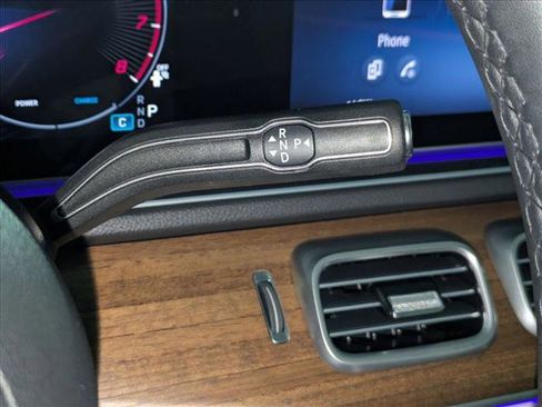 Certified 2025 Mercedes-Benz GLE 350 4MATIC image 11