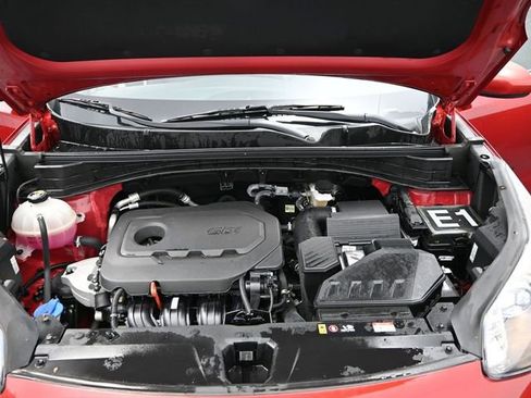 Used 2022 Kia Sportage LX image 23