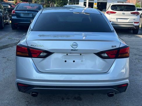 Used 2019 Nissan Altima 2.5 SR w/ SR Premium Package FWD image 9