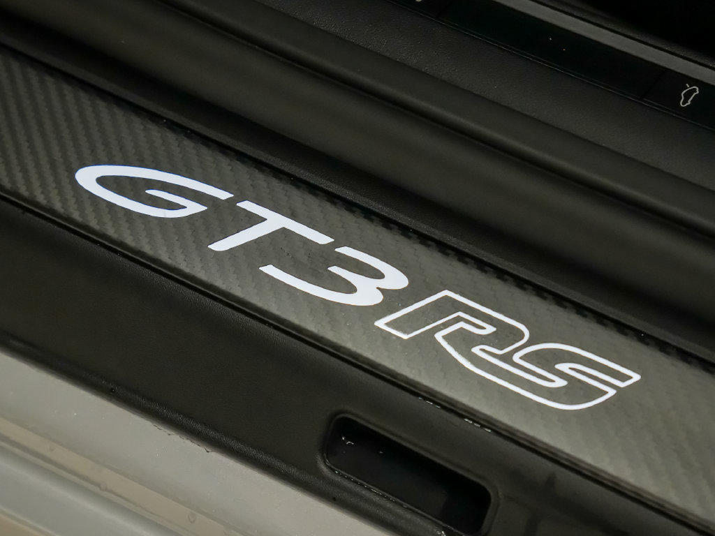 Used 2024 Porsche 911 GT3 RS w/ Weissach Package RWD image 16