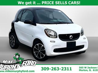 Used 2016 smart fortwo passion RWD video 1