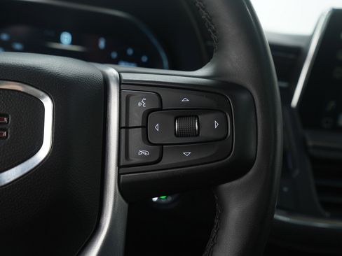 Used 2023 GMC Yukon XL SLT image 31