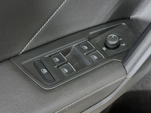 Used 2023 Volkswagen Tiguan SE R-Line FWD image 29