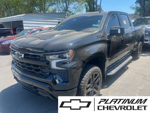 Used 2024 Chevrolet Silverado 1500 LT Trail Boss w/ LT Trail Boss Premium Package AWD/4WD image 1