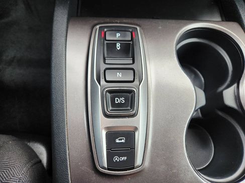 Used 2021 Honda Pilot EX image 25