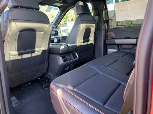 New 2025 Ford F150 Lariat w/ Equipment Group 502A High image 17