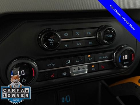 Used 2023 Ford Bronco Badlands w/ Sasquatch Package AWD/4WD image 18