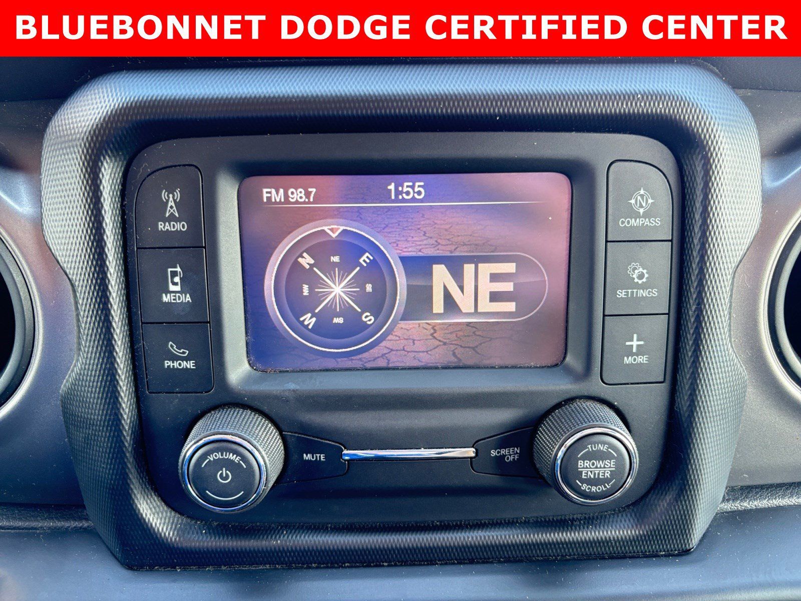 Used 2021 Jeep Wrangler Sport AWD/4WD image 15