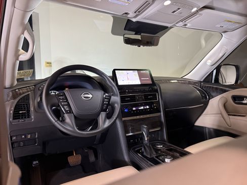 Used 2023 Nissan Armada Platinum w/ Captain's Chairs Package RWD image 16