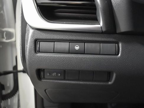 Certified 2023 Nissan Rogue SV image 14