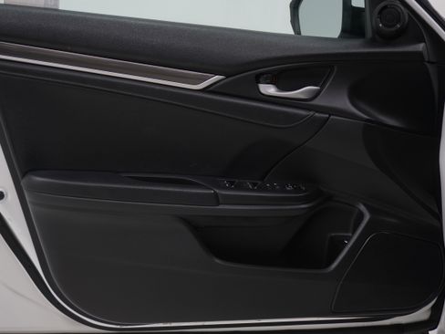 Used 2019 Honda Civic EX-L image 13