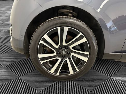 Used 2025 Land Rover Range Rover Autobiography AWD/4WD image 14
