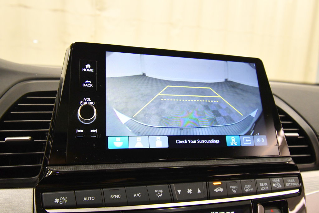 Certified 2026 Honda Odyssey Touring image 26