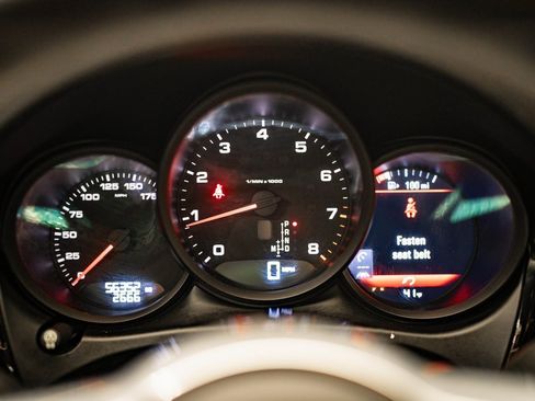 Used 2018 Porsche Macan image 29