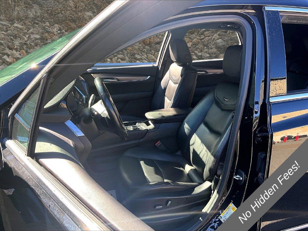 Used 2022 Cadillac XT5 Luxury AWD/4WD image 21