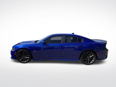 Used 2019 Dodge Charger Scat Pack RWD image 6
