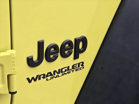 Used 2022 Jeep Wrangler Unlimited Sport image 11