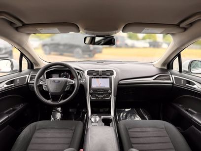 Used 2019 Ford Fusion SE