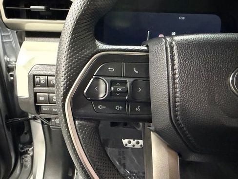 Used 2024 Toyota Tacoma TRD Sport w/ TRD Sport Upgrade Package image 15