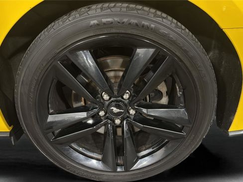 Used 2017 Ford Mustang Premium w/ Ecoboost Performance Package image 23