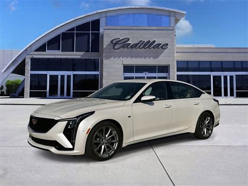 Used 2025 Cadillac CT5 Sport image 1