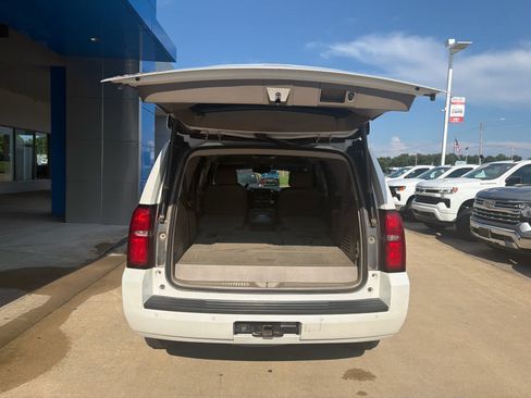 Used 2017 Chevrolet Tahoe LT RWD image 6