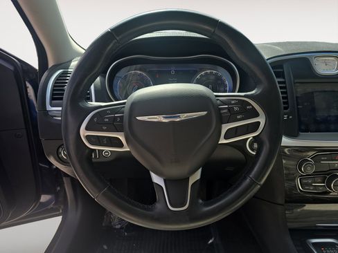 Used 2017 Chrysler 300 Limited w/ Driver Convenience Group image 2