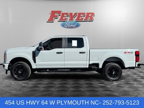 Certified 2025 Ford F250 XL w/ STX Appearance Package AWD/4WD image 2