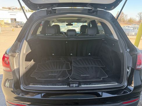 Used 2021 Mercedes-Benz GLC 300 GLC 300 w/ Premium Package image 30
