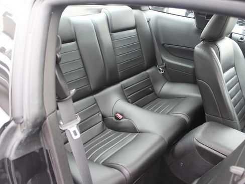 Used 2009 Ford Mustang GT Premium image 29