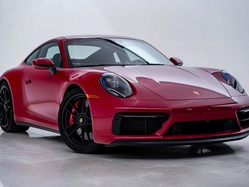 Certified 2024 Porsche 911 Carrera GTS image 8