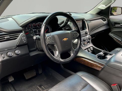 Used 2020 Chevrolet Tahoe LT AWD/4WD image 17