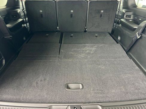 New 2026 Jeep Grand Wagoneer Limited image 16