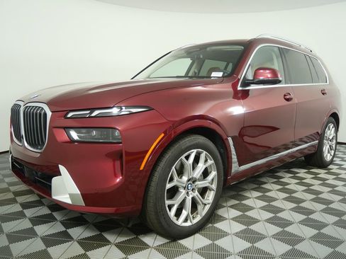 Used 2026 BMW X7 xDrive40i AWD/4WD image 7