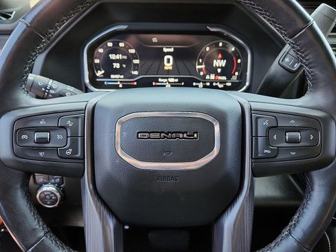 Used 2025 GMC Sierra 3500 Denali Ultimate AWD/4WD image 24