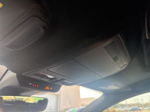 Used 2023 MAZDA MAZDA3 s image 16