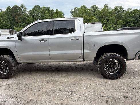 Used 2022 Chevrolet Silverado 1500 LTZ w/ LTZ Premium Package AWD/4WD image 11