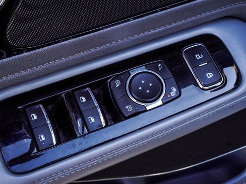 Used 2020 Lincoln Aviator Reserve w/ Equipment Group 201A image 18