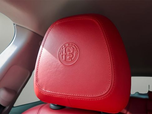 Used 2020 Alfa Romeo Stelvio Sport w/ Quick Order Package 22J Sport image 24