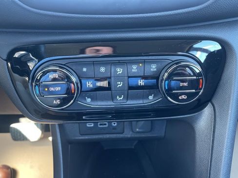 Certified 2023 Buick Encore GX Select w/ Sport Touring Package image 21