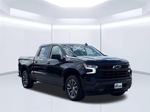 Used 2024 Chevrolet Silverado 1500 RST AWD/4WD image 11
