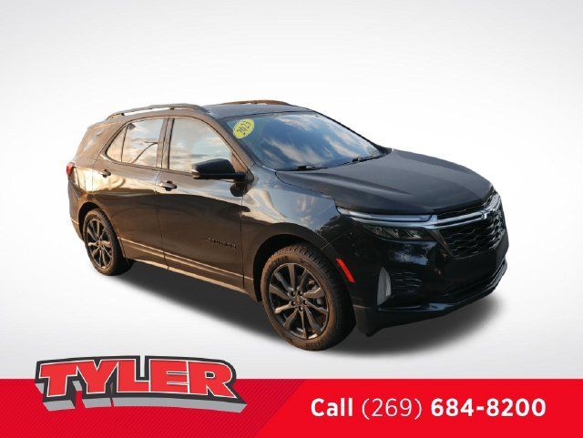 Used 2023 Chevrolet Equinox RS w/ RS Leather Package AWD/4WD image 1