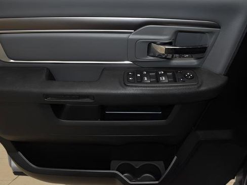 Used 2023 RAM 1500 Classic SLT AWD/4WD image 20