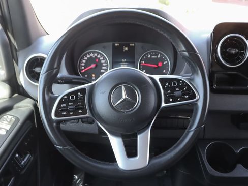 Used 2023 Mercedes-Benz Sprinter 2500 image 25